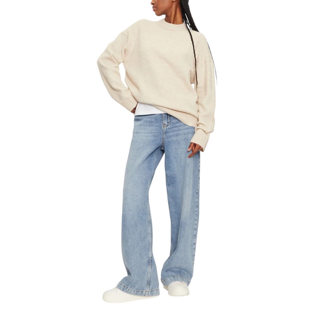 Straight-Leg Jeans