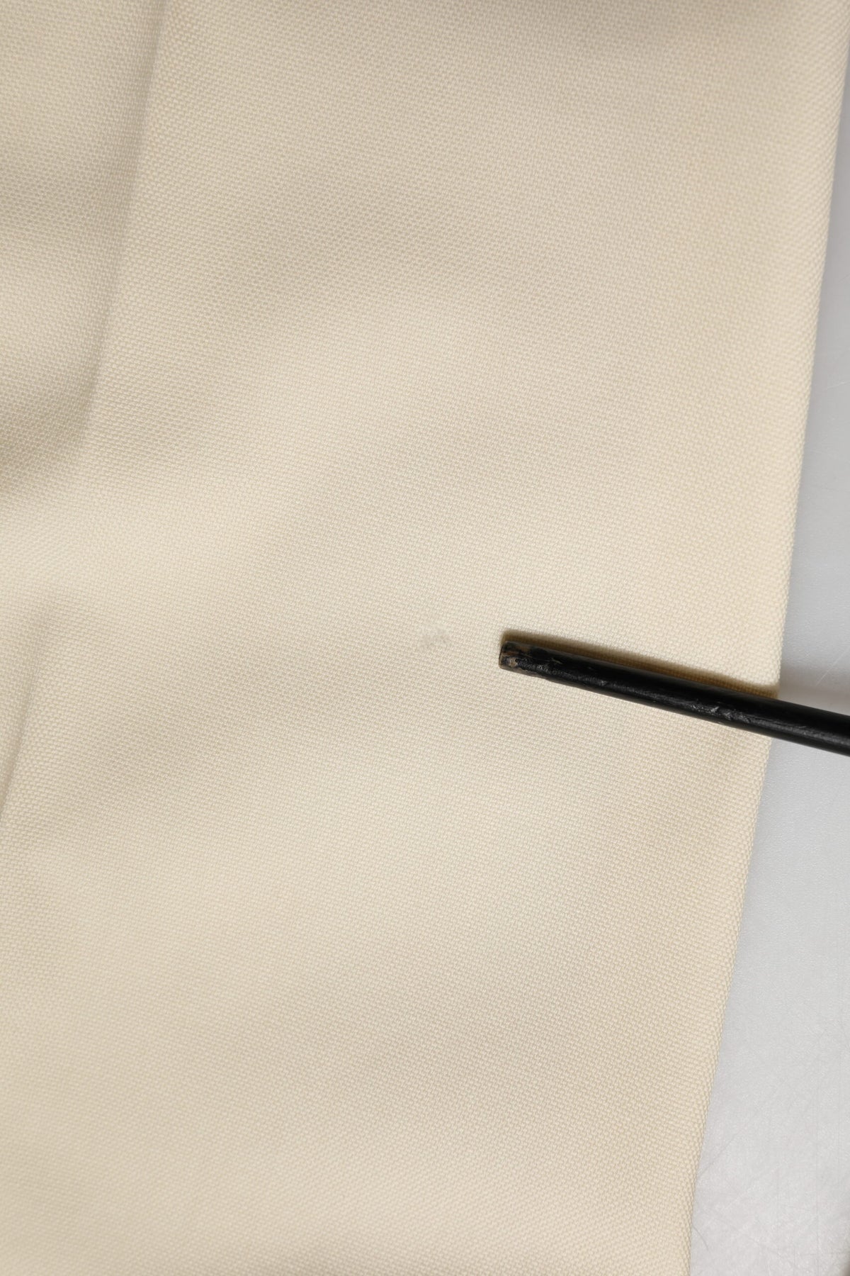 Dolce & Gabbana Ivory Wool Mid Waist Cropped Trouser Pants