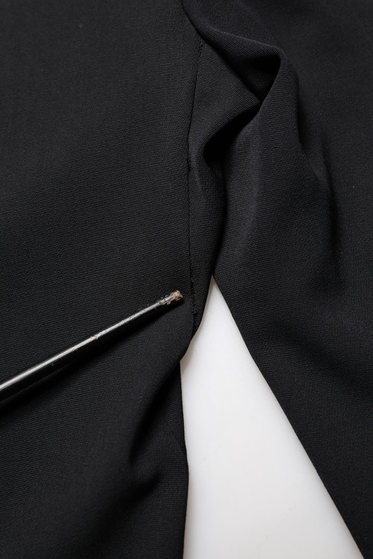 Dolce & Gabbana Black Wool High Waist Cropped Tapered Pants