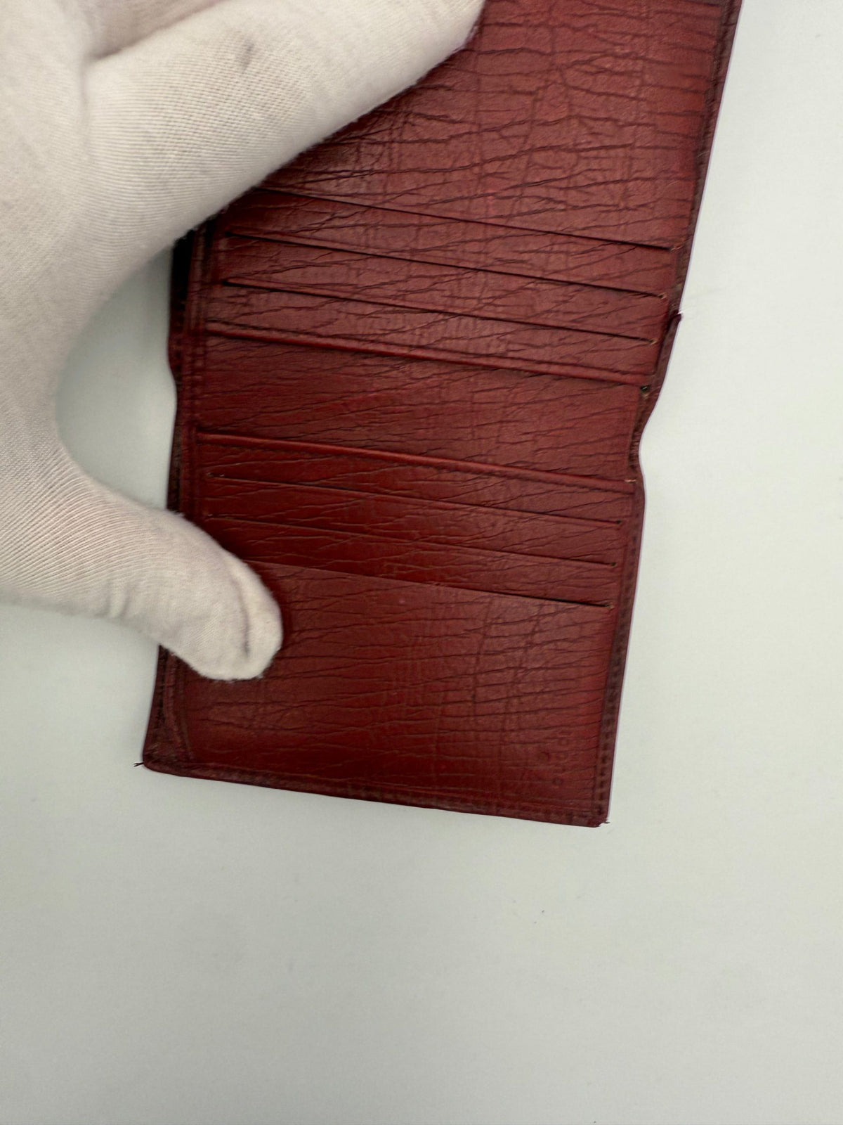 Gucci GUCCI GG Canvas Compact Wallet
