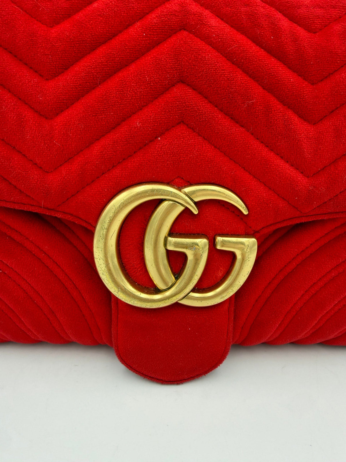 Gucci GUCCI MARMONT Red Velvet Handbag