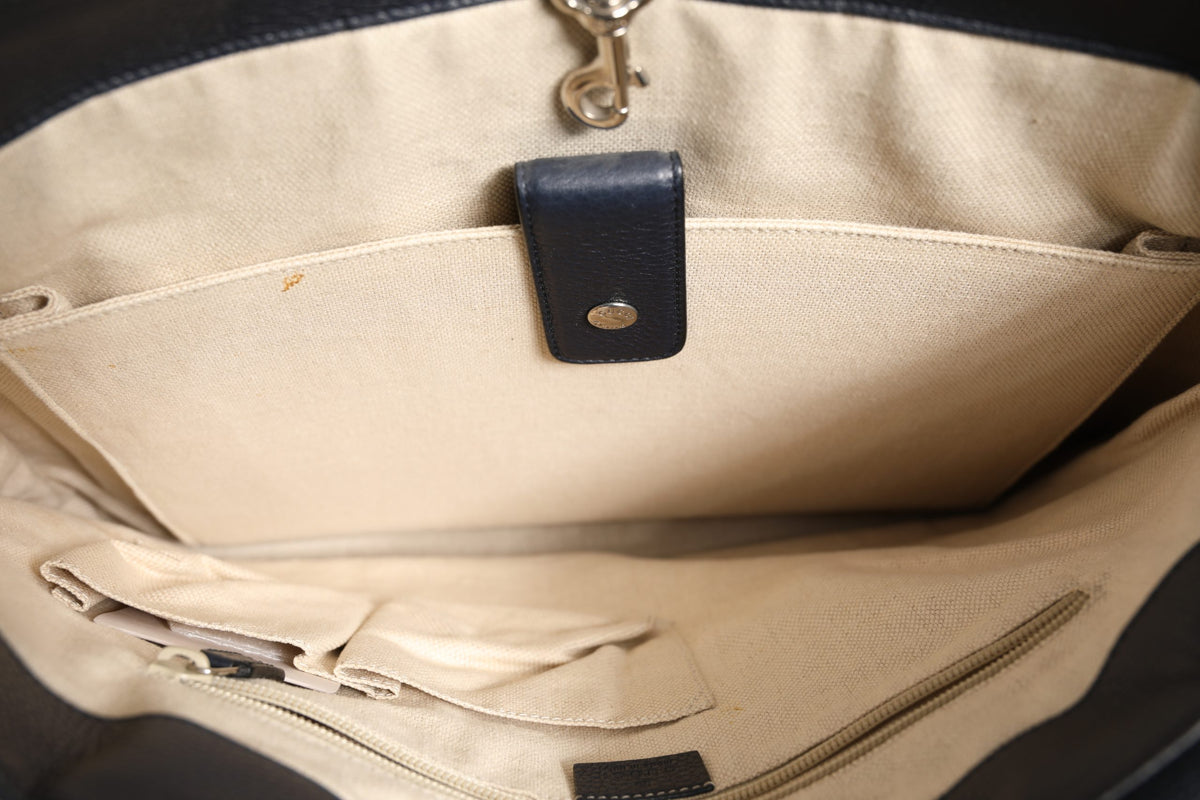 Gucci Supreme GG Canvas Tote