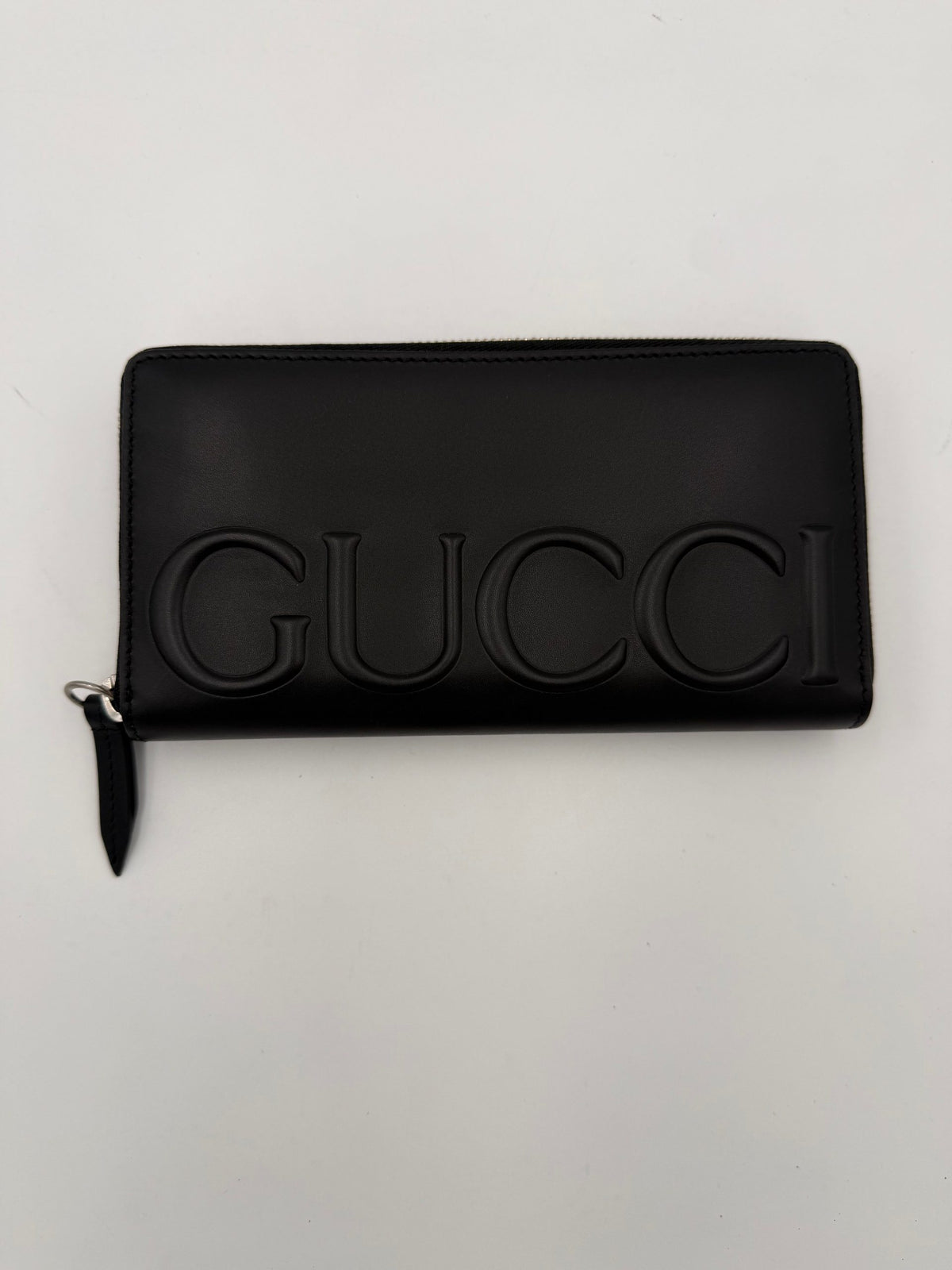 Gucci GUCCI Zip Black Front Logo Embossed Wallet
