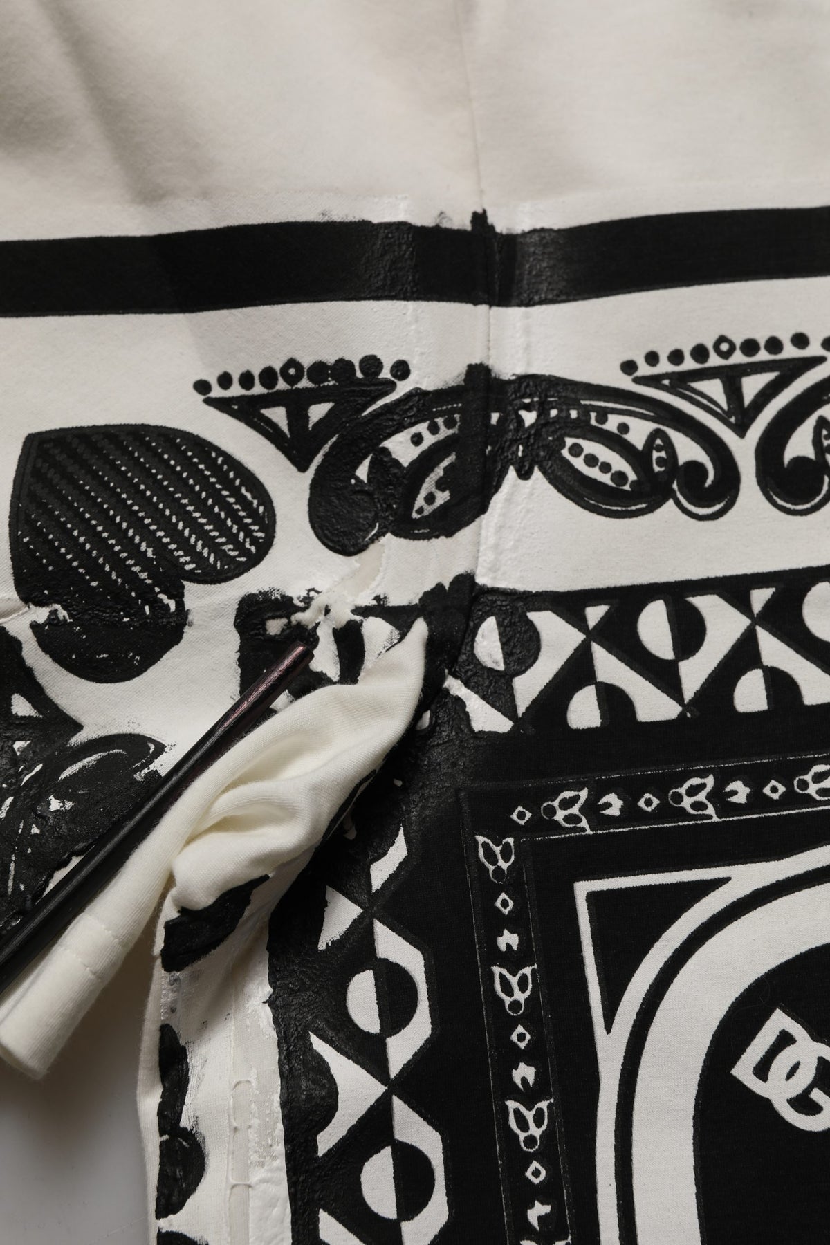 Dolce & Gabbana White Bandana Print Cotton Crew Neck T-shirt
