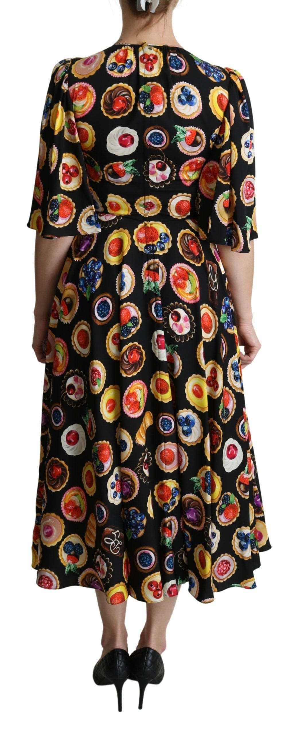 Vestido maxi con estampado de postres multicolor chic de Dolce &amp; Gabbana