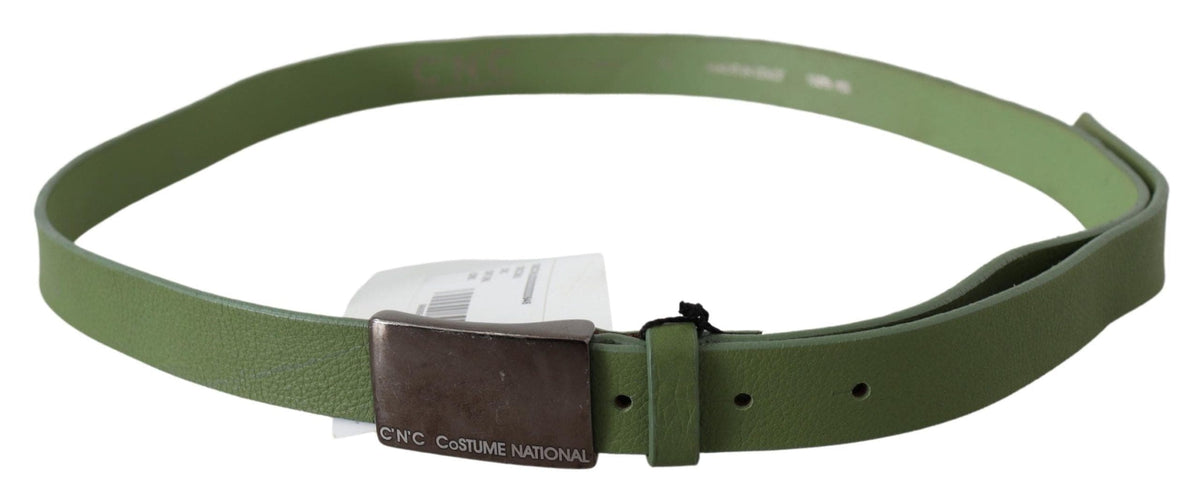 Ceinture en cuir vert chic national avec boucle argentée