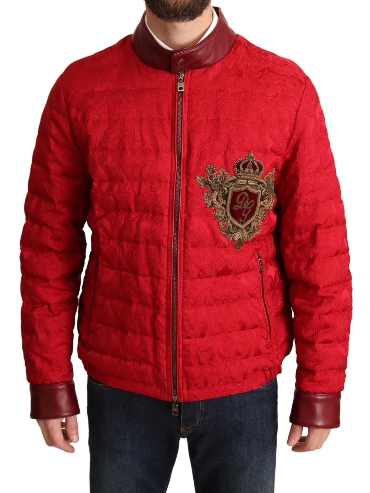 Cazadora bomber roja y dorada de diseño de Dolce &amp; Gabbana