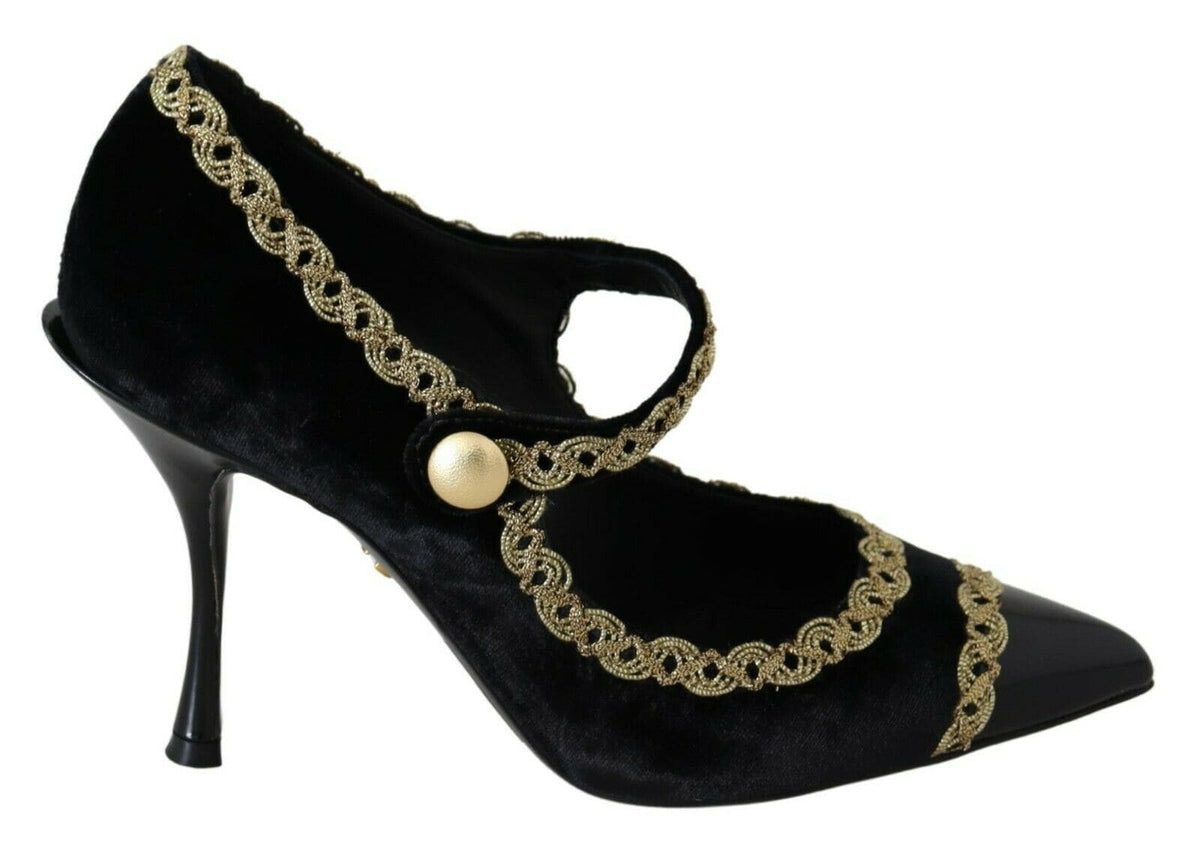 Elegantes zapatos de tacón de terciopelo negro con bordados dorados de Dolce &amp; Gabbana