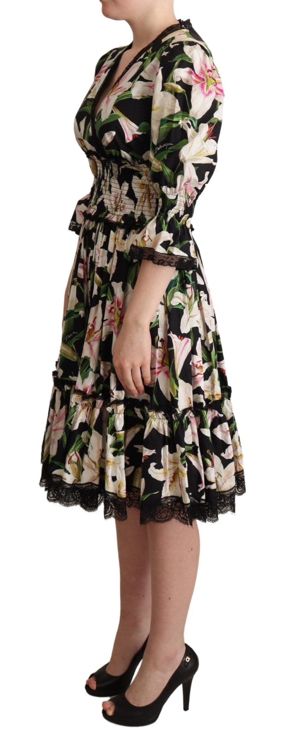 Vestido midi elegante con estampado de lirios y ribete de encaje de Dolce &amp; Gabbana