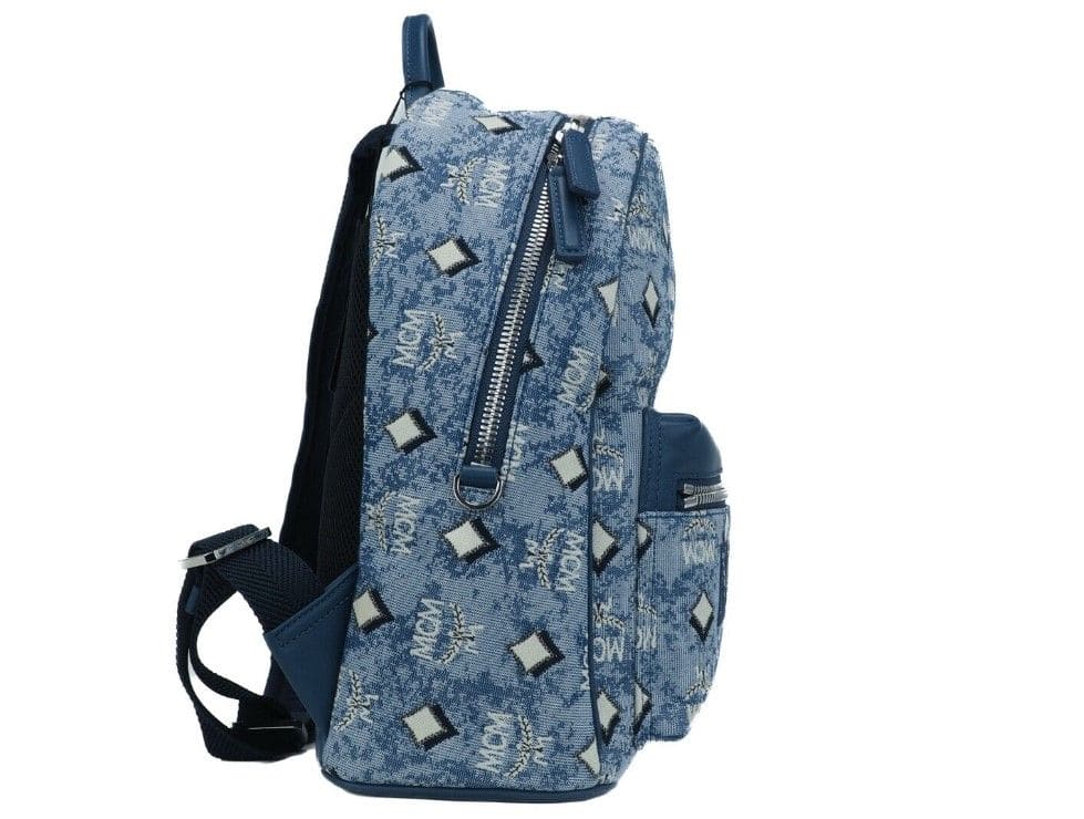 Sac à dos MCM Stark en tissu jacquard bleu vintage avec monogramme et logo