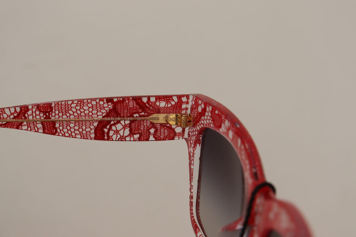 Gafas de sol elegantes con encaje siciliano de Dolce &amp; Gabbana