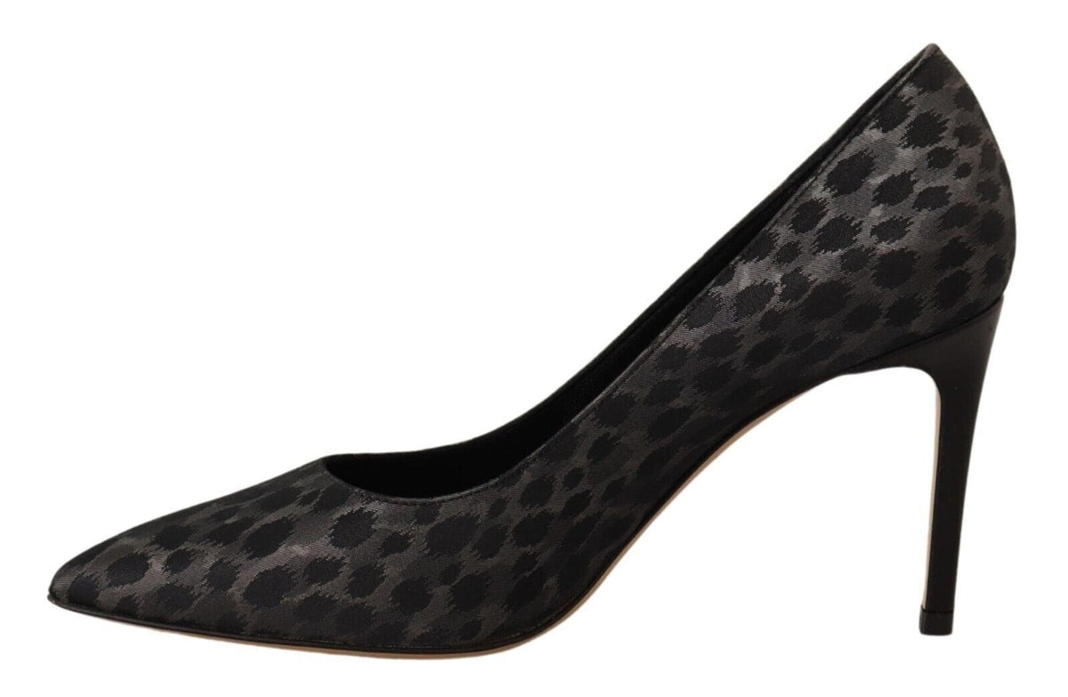 Tacones elegantes de piel con estampado de leopardo negro de Sofia