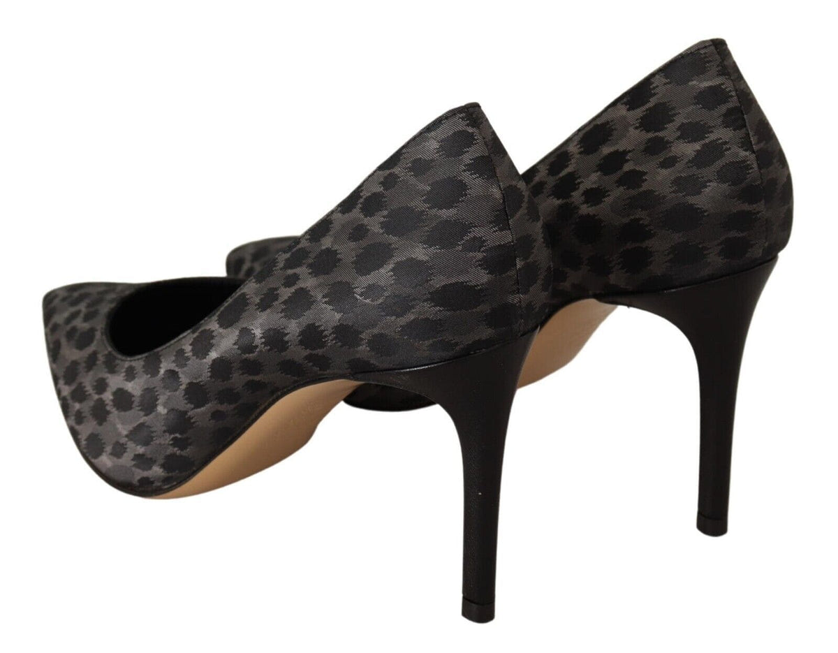 Tacones elegantes de piel con estampado de leopardo negro de Sofia