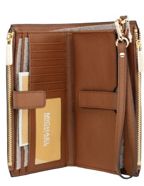 Cartera de mano grande de piel con doble cremallera y compartimento para billetes de Michael Kors Jet Set Travel