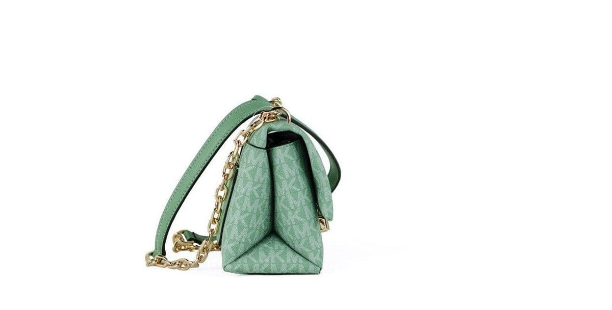 Bolso bandolera convertible con solapa de PVC en color verde mar Cece de Michael Kors