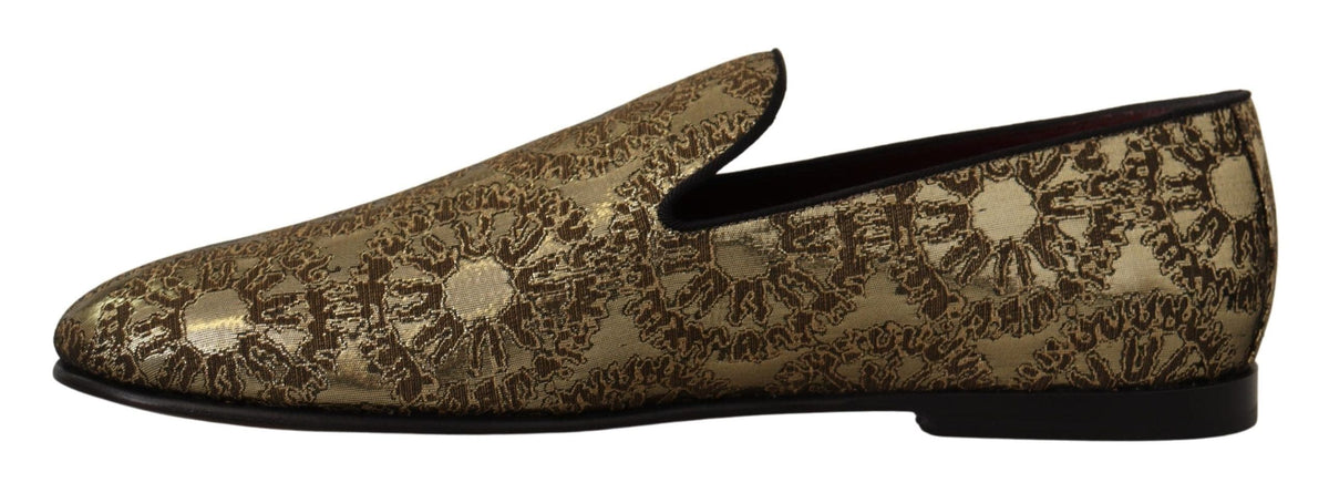 Mocasines y sandalias de vestir en tono dorado de Dolce &amp; Gabbana