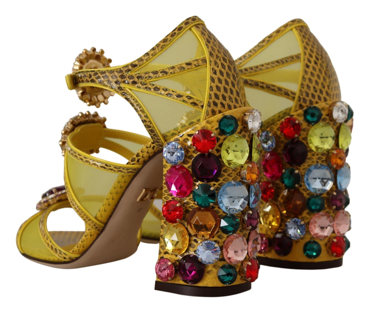 Impresionantes sandalias de cuero amarillo adornadas con cristales de Dolce &amp; Gabbana