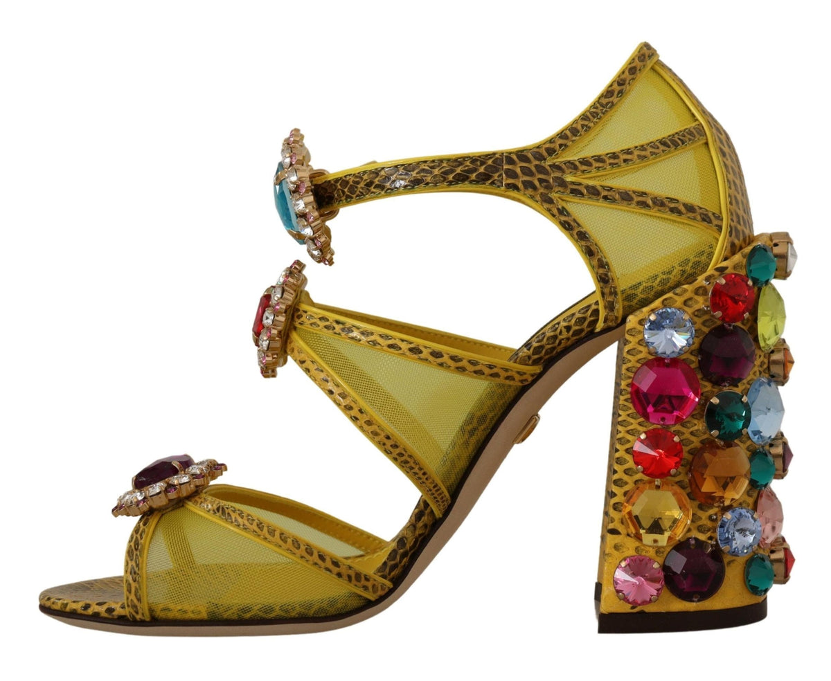 Impresionantes sandalias de cuero amarillo adornadas con cristales de Dolce &amp; Gabbana