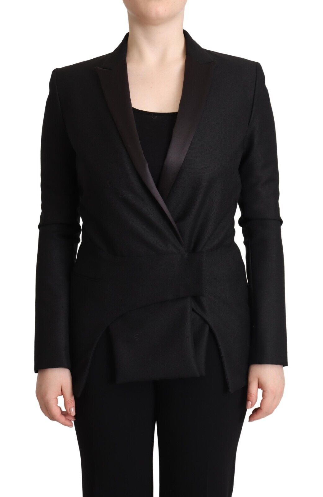 Blazer cruzado negro elegante de traje nacional