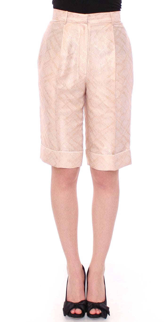 Pantalones cortos por encima de la rodilla con brocado beige exclusivos de Zeyneptosun