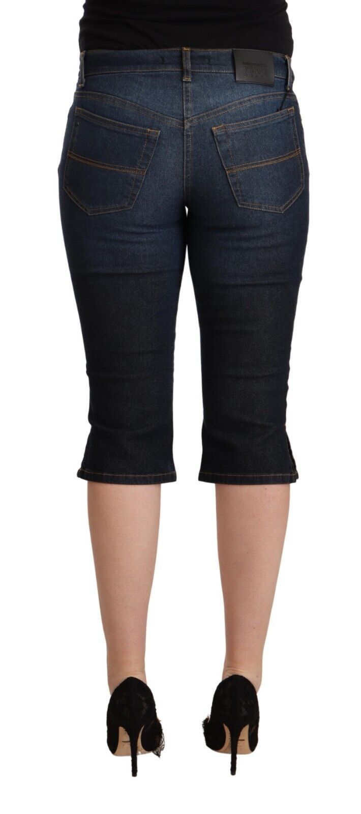 Pantalon Capri en denim taille basse chic de GF Ferre