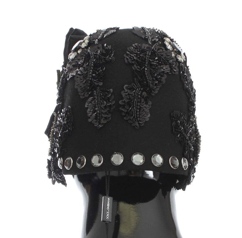 Elegante sombrero cloche adornado con cristales negros de Dolce &amp; Gabbana