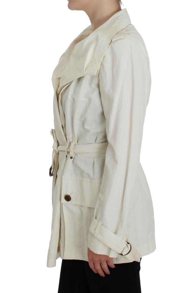 Chaqueta tipo gabardina blanca elegante de PLEIN SUD