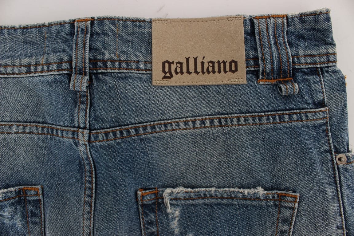 Vaqueros azules lavados y elegantes de John Galliano