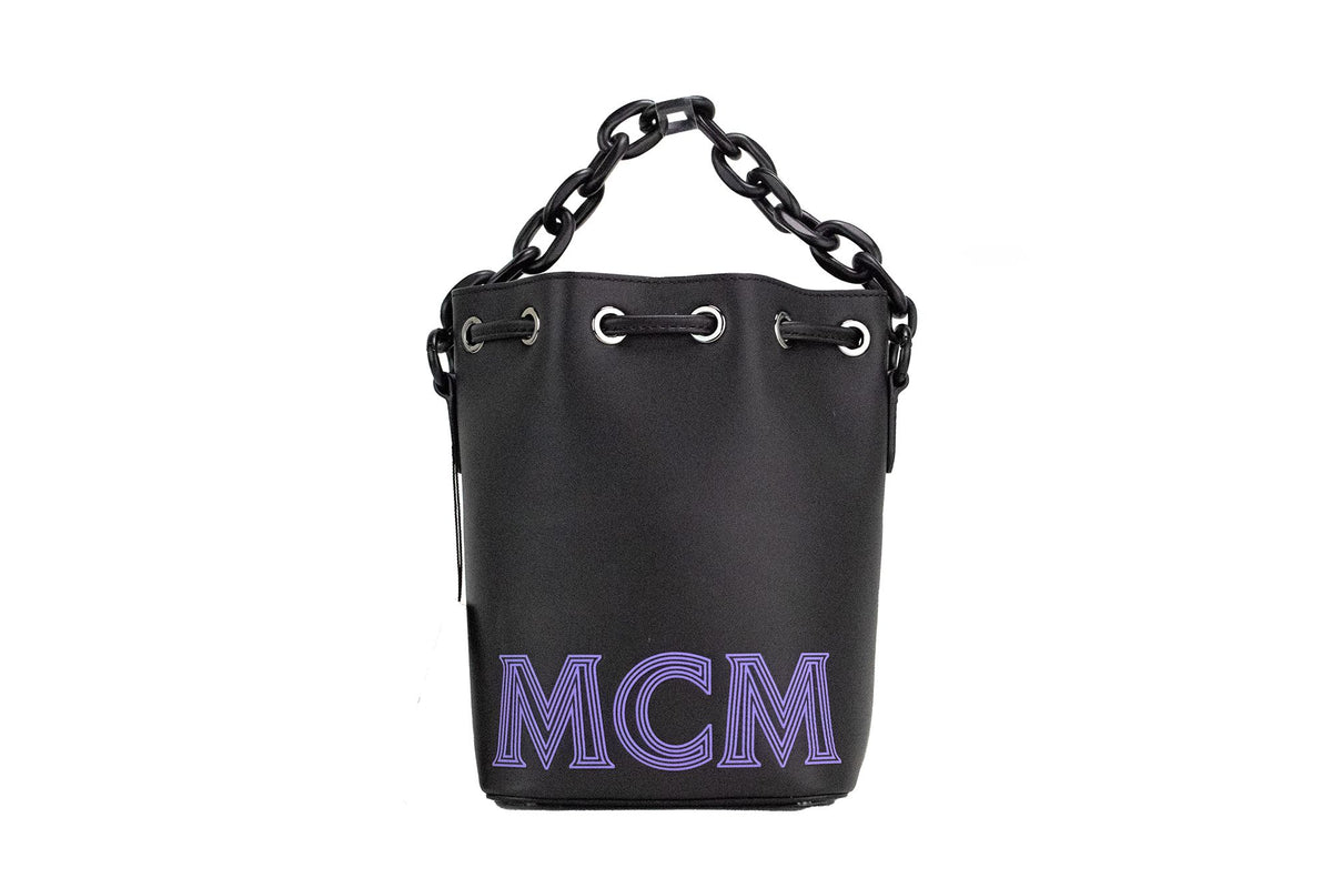 Mini sac à main seau en cuir lisse noir violet MCM avec bandoulière à chaîne et cordon de serrage