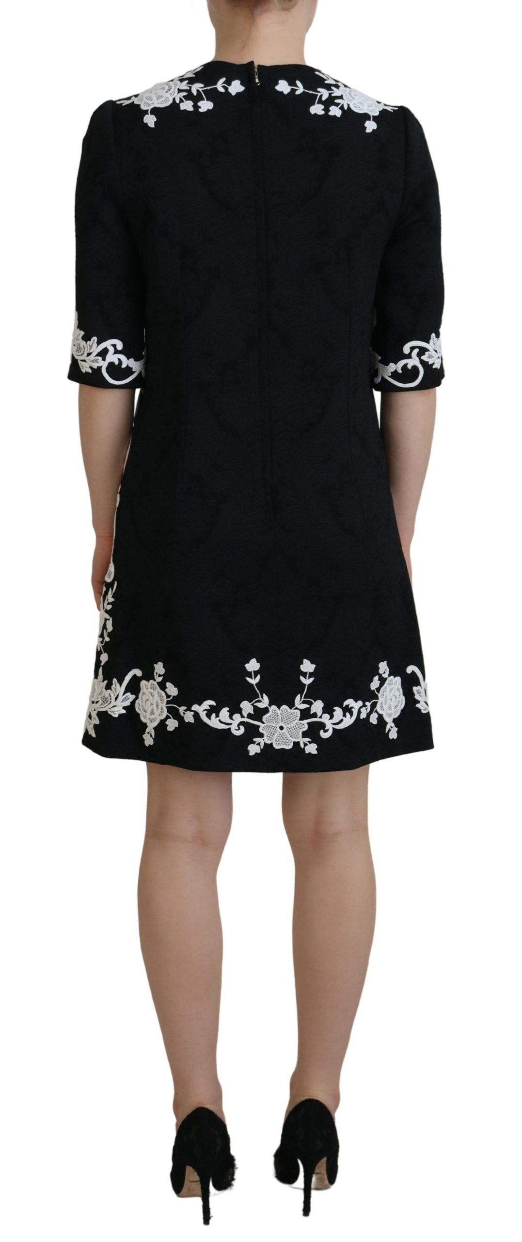 Robe courte trapèze noire élégante Dolce &amp; Gabbana avec bordure en dentelle