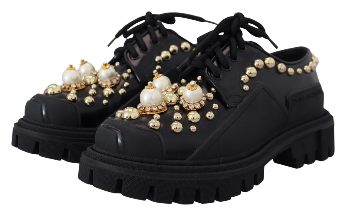 Chaussures plates Derby en cuir noir intemporelles Dolce &amp; Gabbana avec détails glamour