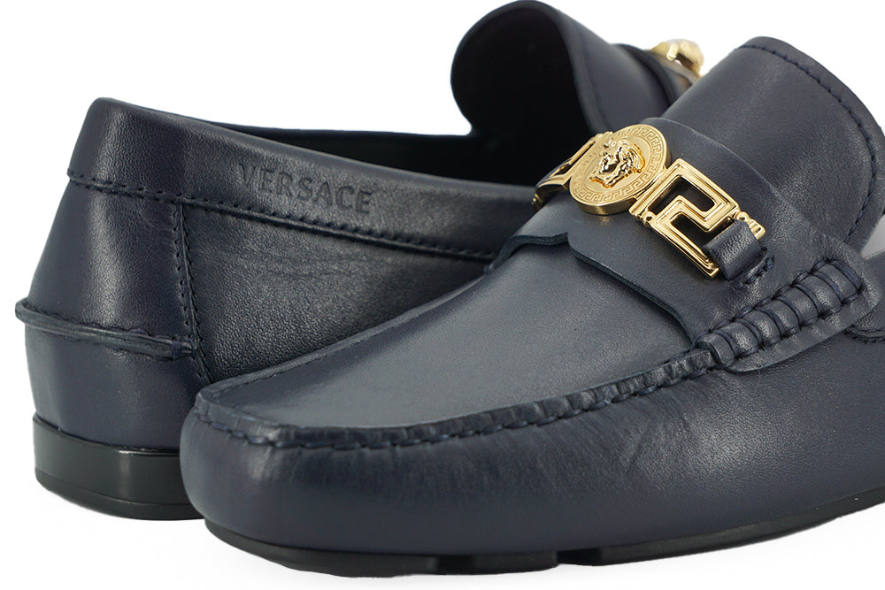 Mocassins Versace élégants en cuir de veau bleu marine