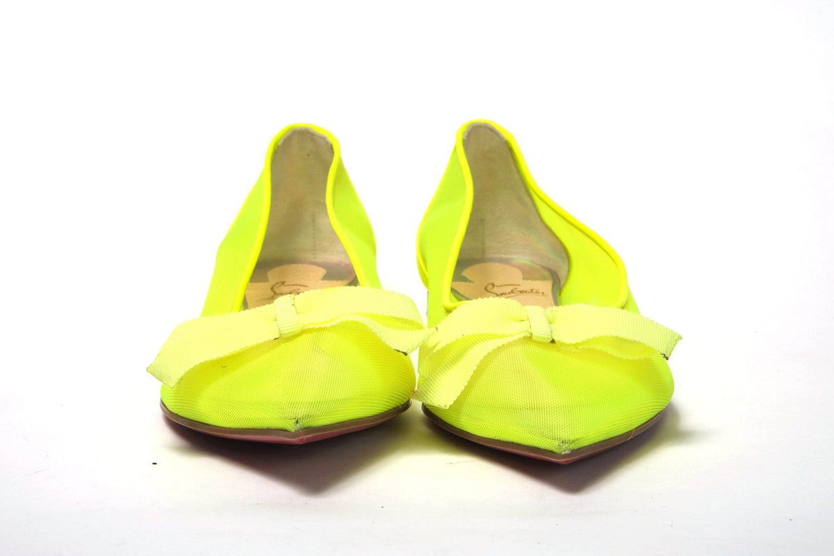 Christian Louboutin Chaussures plates à bout pointu jaune fluo