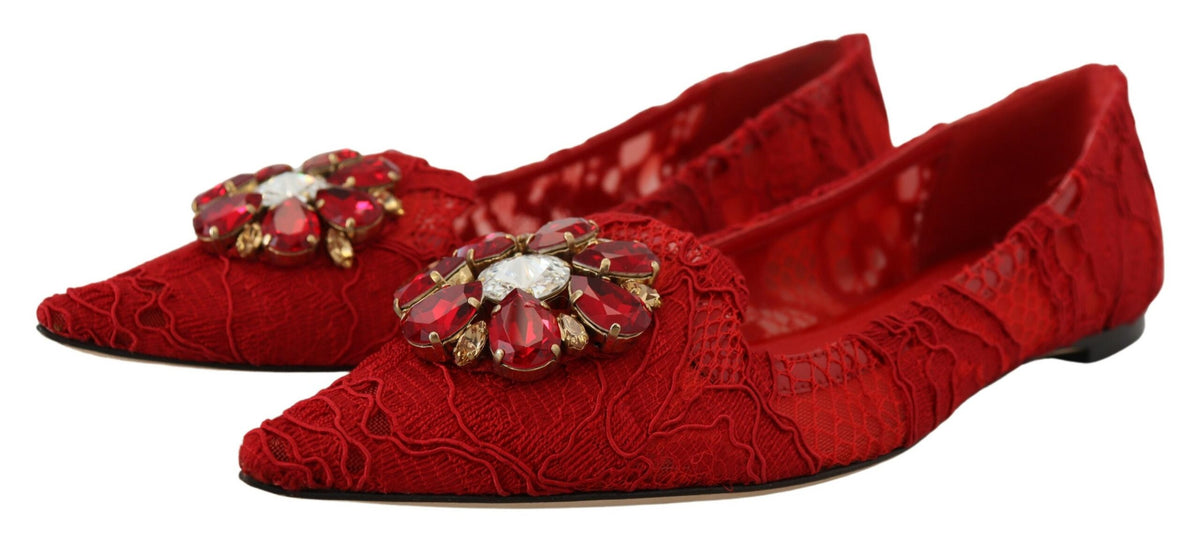 Zapatos planos con adornos de cristales en rojo de Dolce &amp; Gabbana