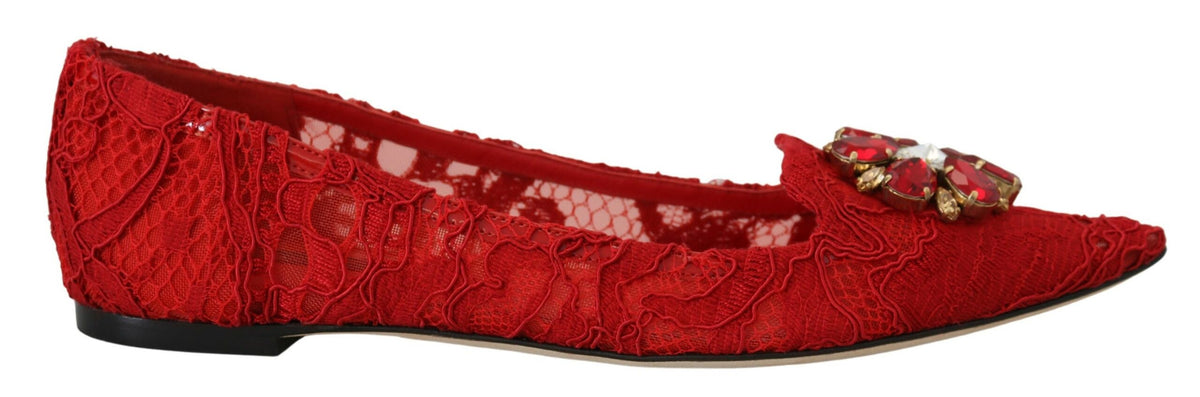 Zapatos planos con adornos de cristales en rojo de Dolce &amp; Gabbana