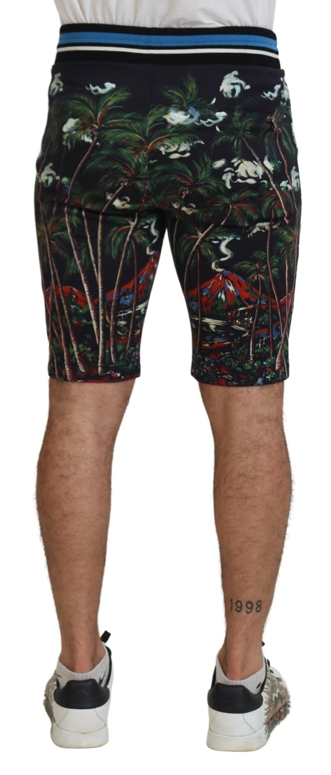 Shorts casuales hasta la rodilla con estampado de volcán de Dolce &amp; Gabbana