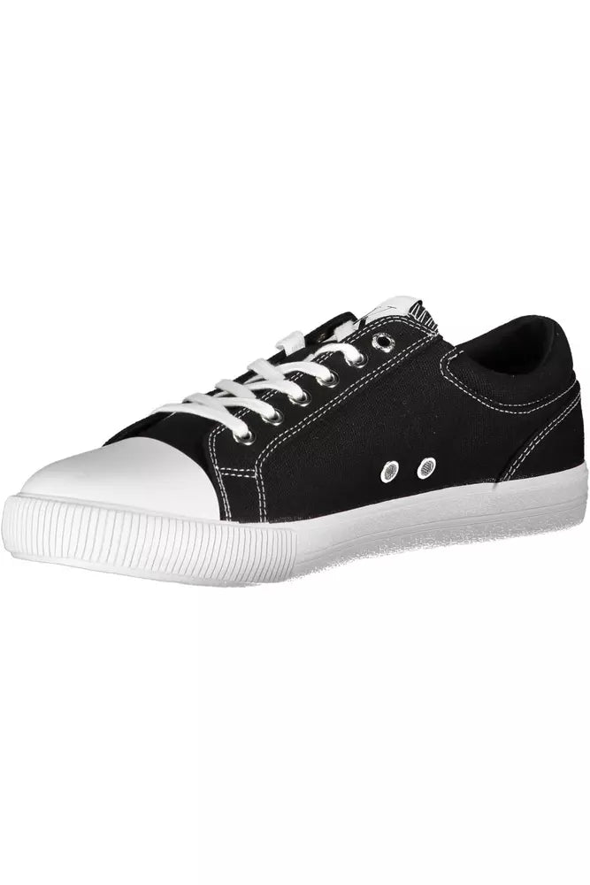 Calvin Klein Elegant Black Sneakers with Contrasting Sole