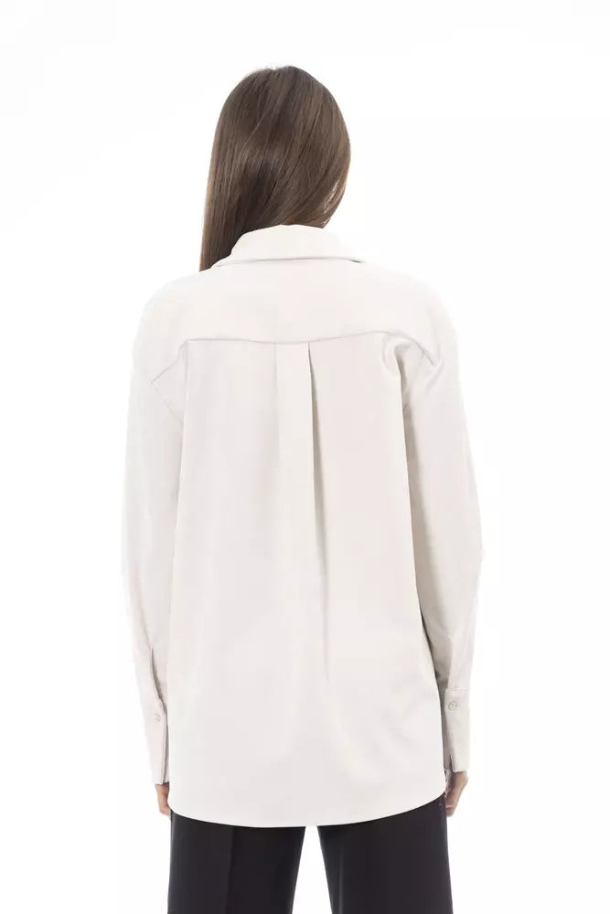 Chemise blanche élégante à boutons avec poche avant Alpha Studio