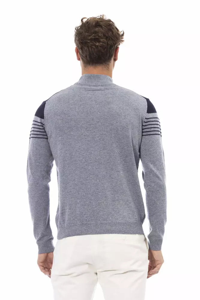 Suéter elegante de cuello alto azul claro para hombre de Alpha Studio