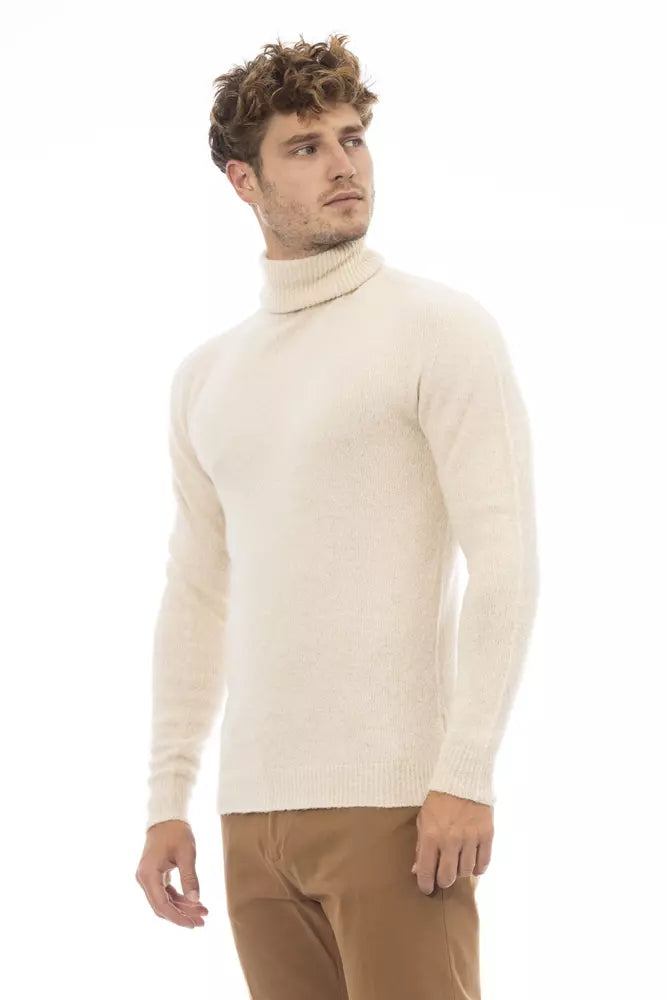 Suéter de cuello alto en beige con detalle de canalé fino de Alpha Studio