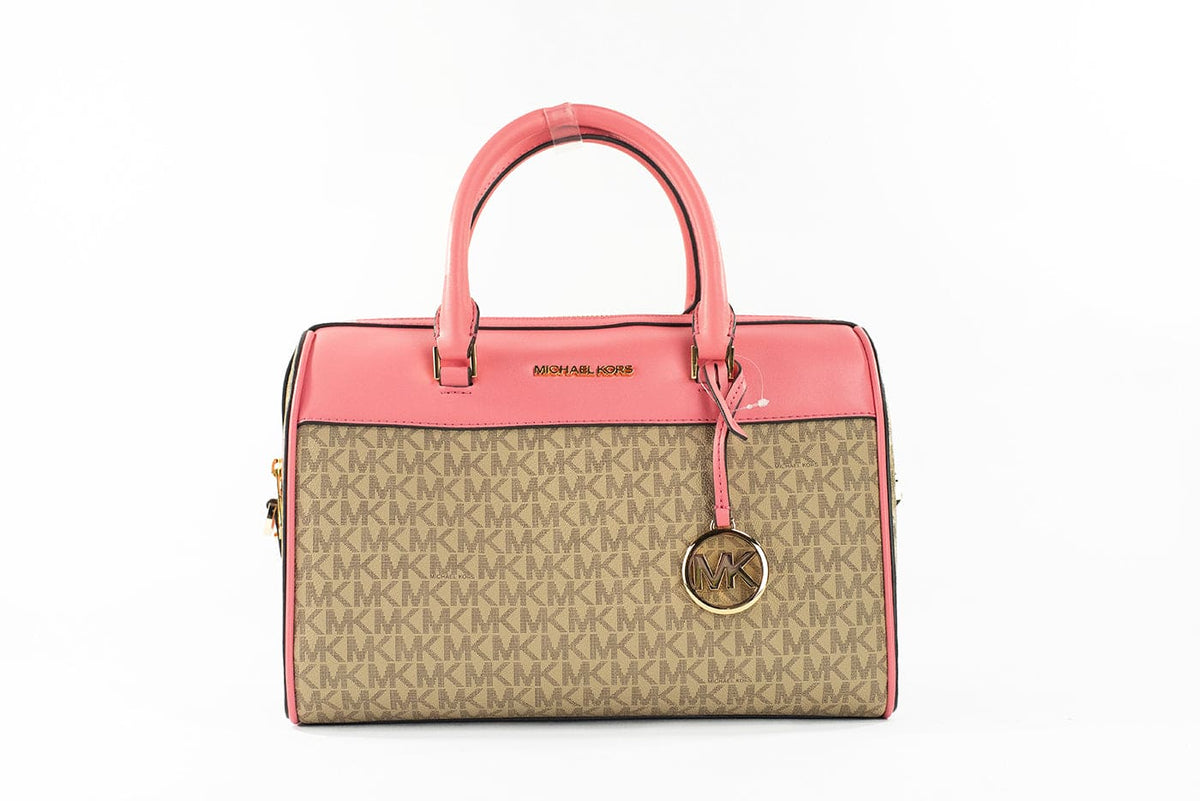 Bolso bandolera tipo bolsa de viaje Michael Kors Travel Medium Tea Rose Signature de PVC