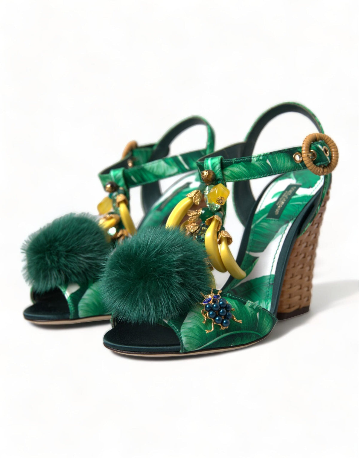 Sandalias con tiras en T de piel de visón con cristales verdes de Dolce &amp; Gabbana