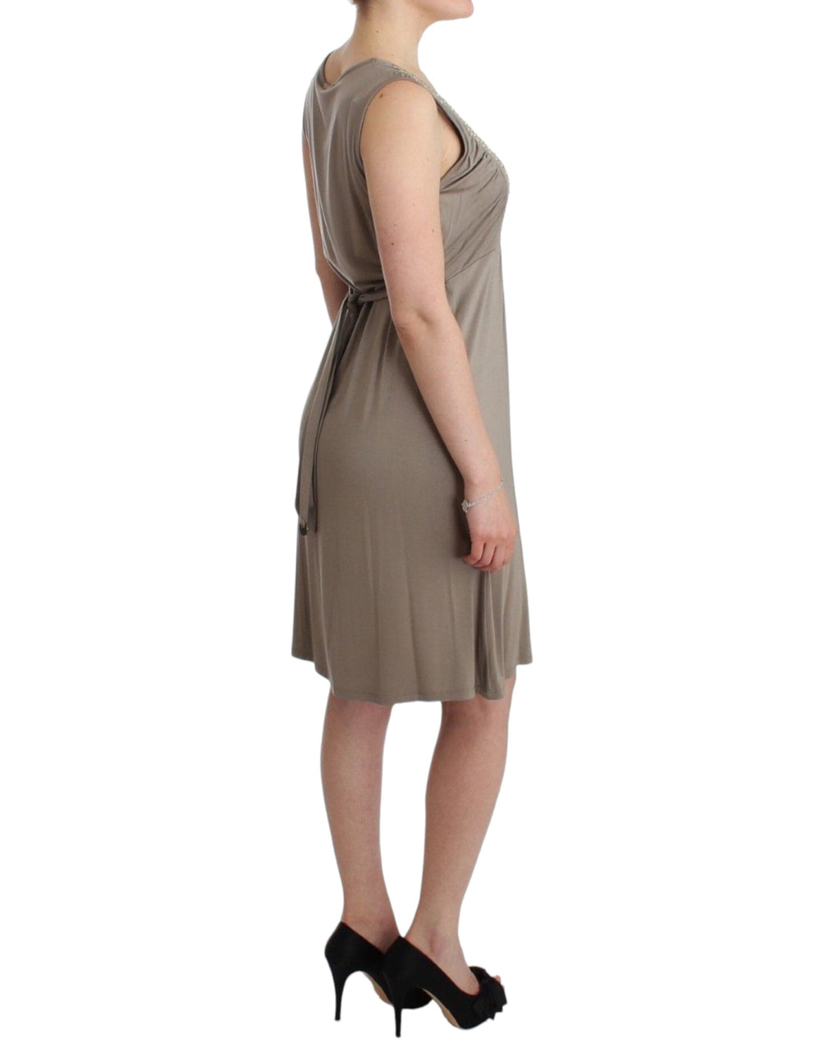 Robe fourreau cloutée longueur genou Roccobarocco en beige