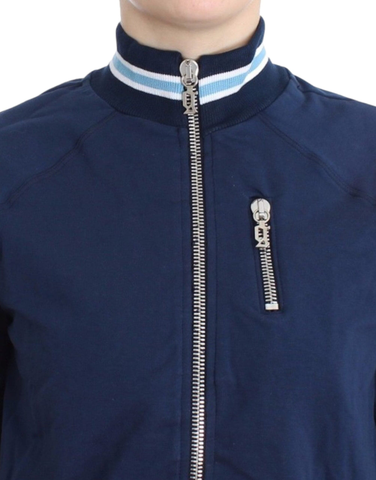 Cardigan zippé bleu chic avec détail logo de John Galliano