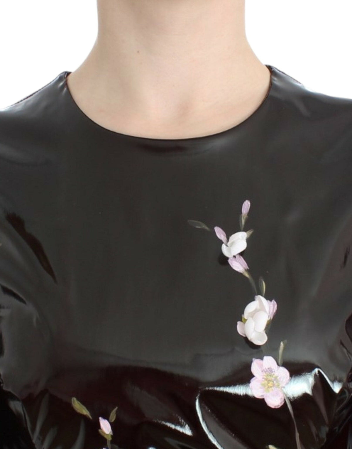 Vestido camisero elegante con adornos florales de Dolce &amp; Gabbana