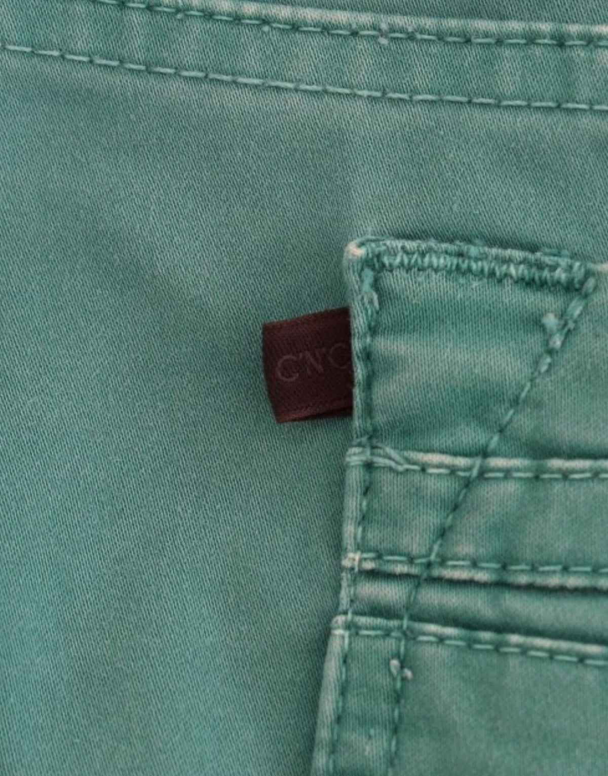 Jeans rectos verdes elegantes de Costume National para un estilo sofisticado