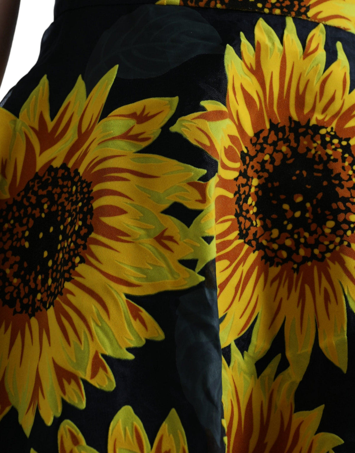 Vestido midi veraniego con estampado de girasoles de Dolce &amp; Gabbana