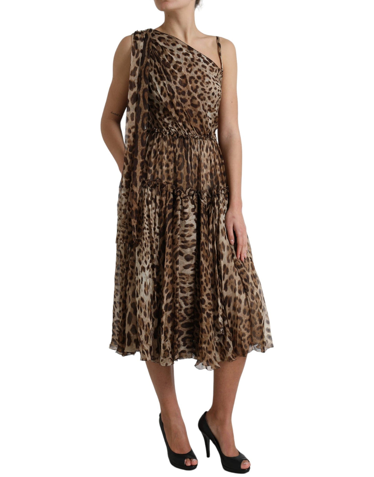 Vestido midi elegante de leopardo con un solo hombro de Dolce &amp; Gabbana