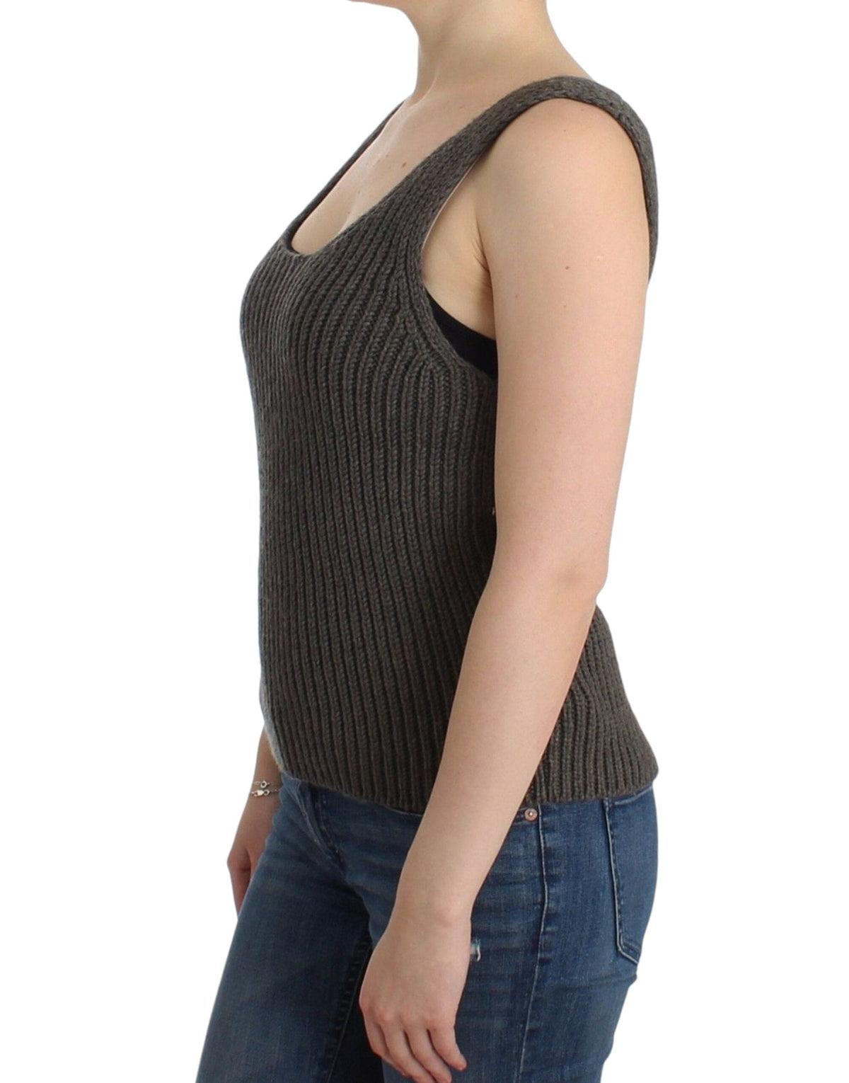 Ermanno Scervino Chic Top de punto gris con cuello redondo