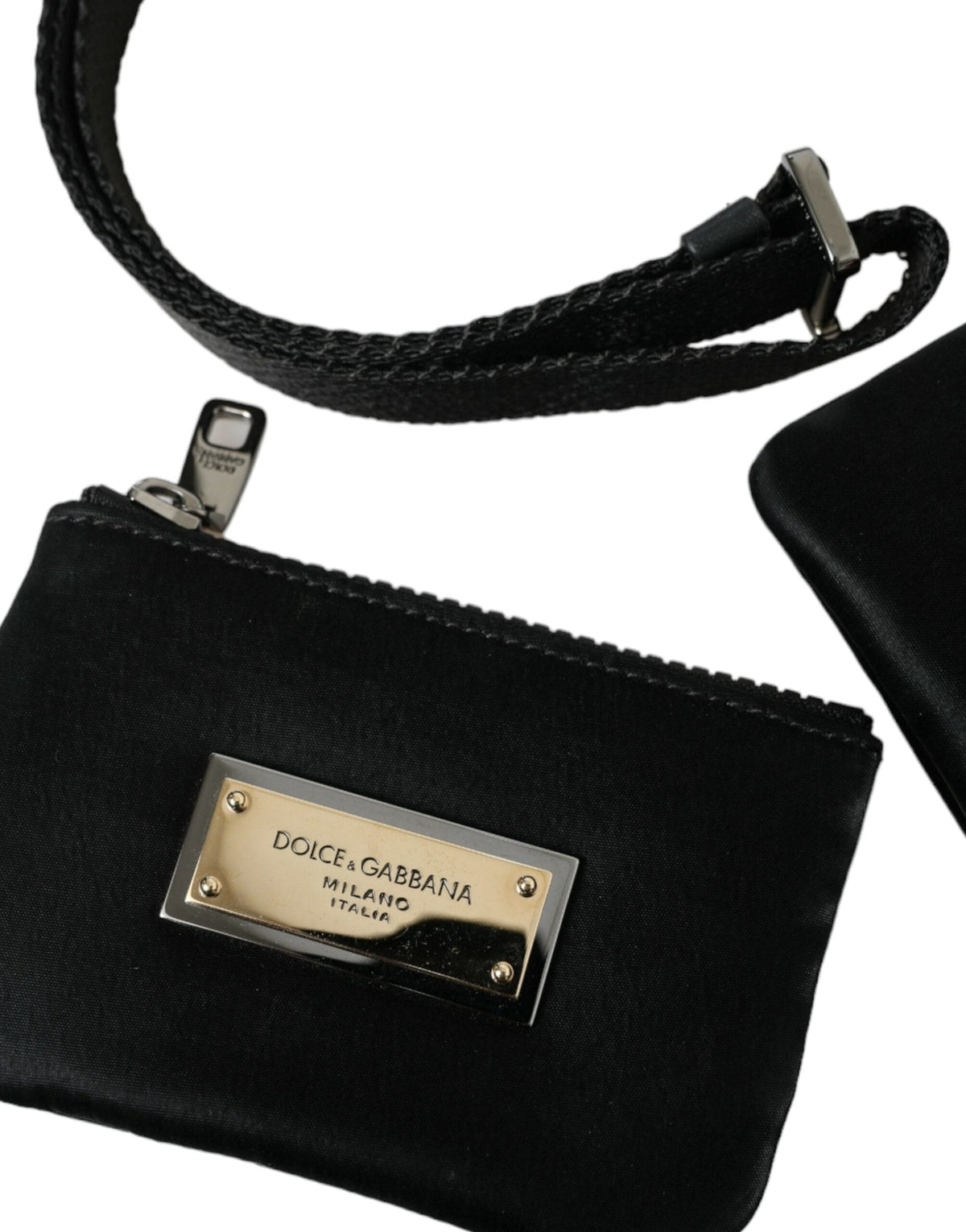 Elegante bolso de mano de piel de nailon negra con detalles plateados de Dolce &amp; Gabbana